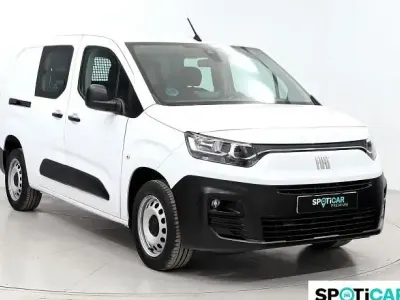 Usado Fiat Doblò 100 CV (73 kW) 2024 Monovolumen