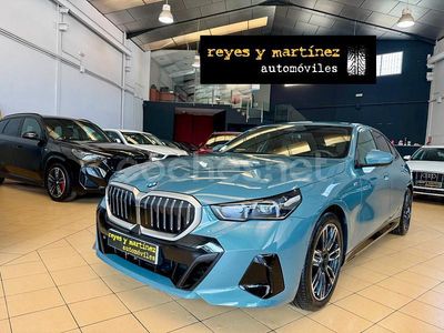 Verde Usado 2025 BMW 520 Comfort Edition Berlina | 52.900 € (Super precio)