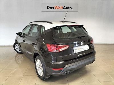 Usado Seat Arona Style 110 CV (80 kW) 2024 Negro SUV