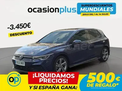 Usado VW Golf VIII R-line 150 CV (110 kW) 2024 Azul Berlina