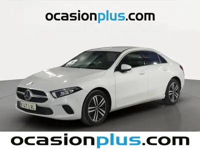 Używany Mercedes A250 218 KM (160 kW) 2021 Biały Sedan/Limuzyna