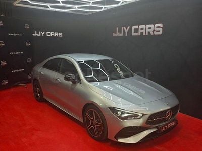 Usado Mercedes CLA220 190 CV (139 kW) 2025 Gris / plata Berlina