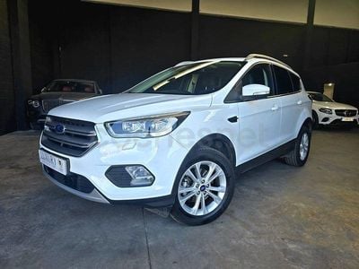Usado Ford Kuga Titanium 150 CV (110 kW) 2018 Blanco SUV