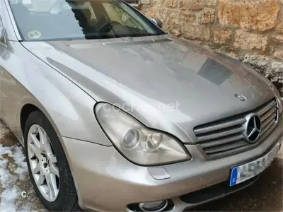 Usado Mercedes CLS350 272 CV (200 kW) 2005 Beige Coupe