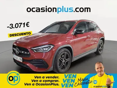Usado Mercedes GLA200 163 CV (119 kW) 2022 Rojo SUV