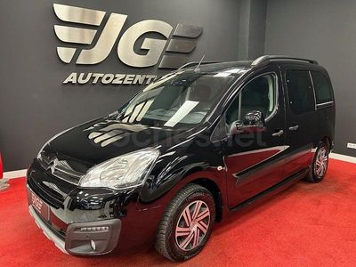 Usado Citroën Berlingo XTR 120 CV (88 kW) 2016 Negro Monovolumen