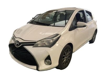 Usado Toyota Yaris Active 99 CV (72 kW) 2017 Blanco Berlina