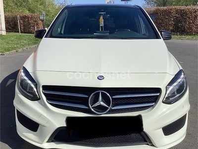 Blanco Usado 2015 Mercedes B220 AMG line Monovolumen | 15.999 € (Buen precio)