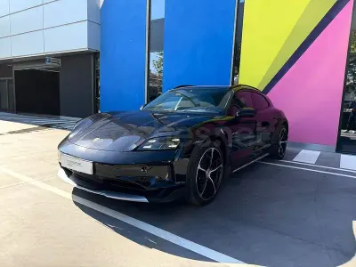 Usado Porsche Taycan Cross Turismo 439 kW (598 CV) 2025 Eléctrico Familiar