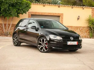 Usado VW Golf VII Advance 150 CV (110 kW) 2013 Negro Berlina