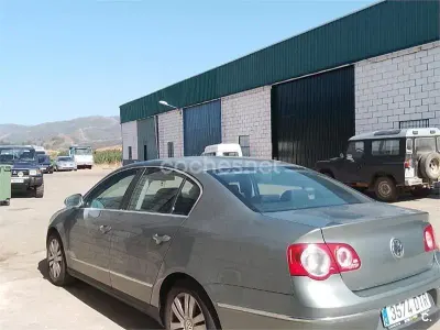 Brugt VW Passat Sportline 140 HK (102 kW) 2005 Grå Sedan