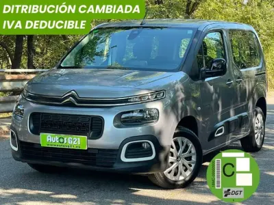 Usado Citroën Berlingo Feel 102 CV (75 kW) 2022 Gris / plata Monovolumen