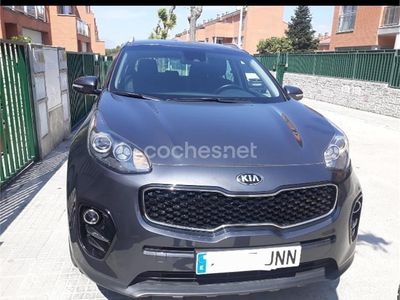 Usado Kia Sportage 115 CV (84 kW) 2016 Gris / plata SUV