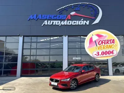 Usado Volvo S60 Core 197 CV (144 kW) 2023 Granate Berlina