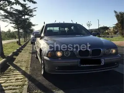 Usado BMW 525 192 CV (141 kW) 2001 Gris / plata Berlina