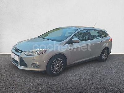 Gris / plata Usado 2014 Ford Focus Titanium Familiar | 10.900 € (Un poco caro)