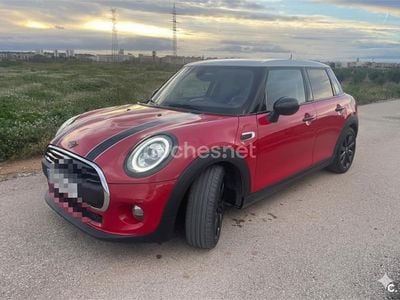 Usado Mini ONE 102 CV (75 kW) 2019 Rojo Utilitario