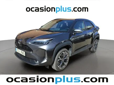 Usado Toyota Yaris Style 130 CV (95 kW) 2024 Gris Utilitario