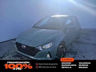 Usado Hyundai i20 99 CV (72 kW) 2022 Verde Utilitario