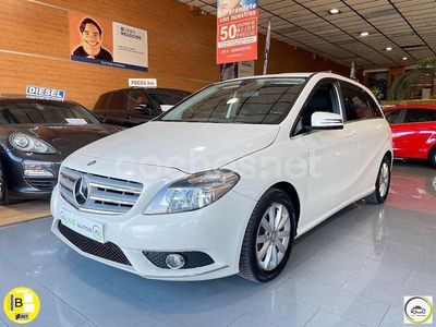 Usado Mercedes B180 109 CV (80 kW) 2012 Blanco Monovolumen