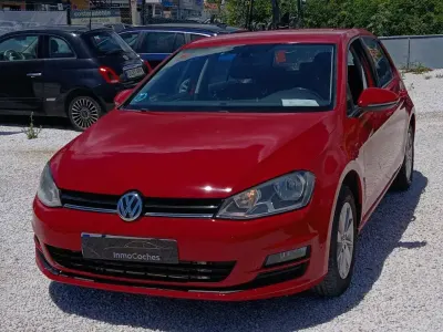 Usado VW Golf VII Business 110 CV (80 kW) 2016 Rojo Utilitario