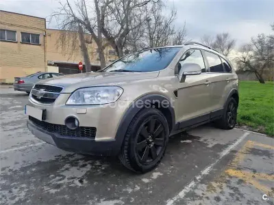 Usado Chevrolet Captiva 150 CV (110 kW) 2007 Beige SUV