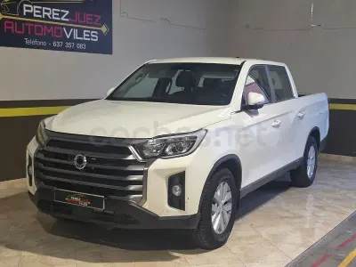 Usado SsangYong Musso 202 CV (148 kW) 2022 Blanco Pickup/Camioneta