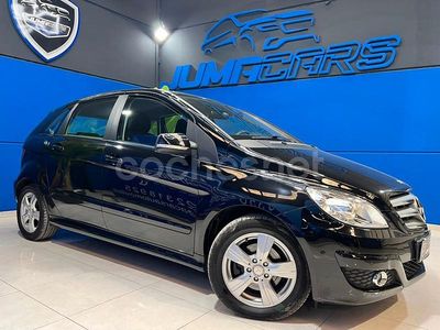 Negro Usado 2012 Mercedes B200 Monovolumen | 10.490 €