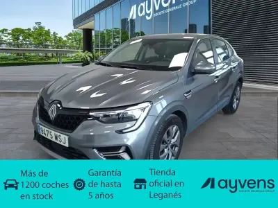 Usado Renault Arkana Evolution 145 CV (106 kW) 2024 Gris SUV