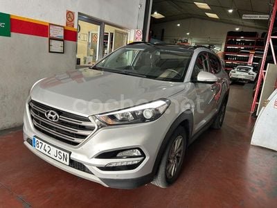 Gris / plata Usado 2016 Hyundai Tucson Style SUV | 12.999 € (Caro)