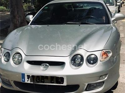 Gris / plata Usado 2000 Hyundai Coupé Coupe | 4000 €