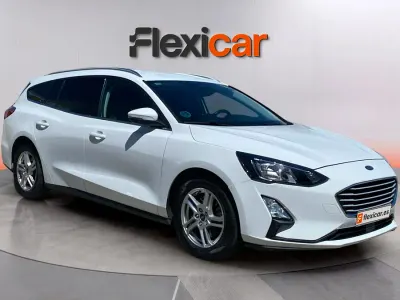 Usado Ford Focus Active 120 CV (88 kW) 2020 Blanco Familiar