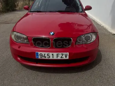 Usado BMW 118 143 CV (105 kW) 2008 Rojo Utilitario