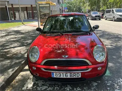 Usado Mini ONE 90 CV (66 kW) 2001 Rojo Utilitario