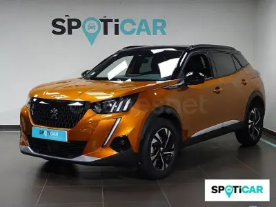 Usado Peugeot 2008 GT-line 130 CV (95 kW) 2020 Naranja SUV