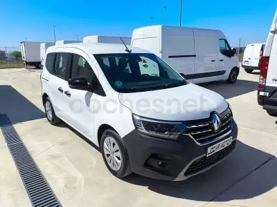Usado Renault Kangoo Edition One 95 CV (69 kW) 2021 Blanco Monovolumen
