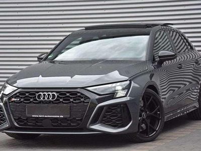 Usado Audi RS3 Sportback 400 CV (294 kW) 2022 Grisnegro Utilitario