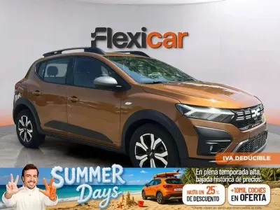 Usado Dacia Sandero Essentiel 91 CV (66 kW) 2023 Naranja Utilitario