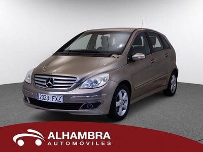 Usado Mercedes B180 109 CV (80 kW) 2008 Blanco Monovolumen
