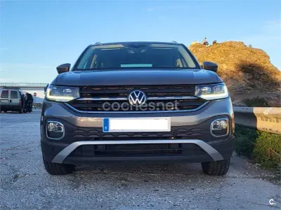 Usado VW T-Cross Sportline 110 CV (80 kW) 2021 Gris / plata SUV