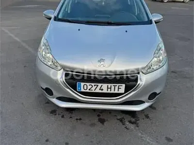 Usado Peugeot 208 Active 82 CV (60 kW) 2013 Gris / plata Utilitario