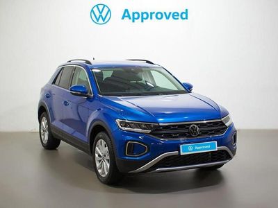 Usado VW T-Roc Life 150 CV (110 kW) 2023 Azul ravenna (metalizado) SUV