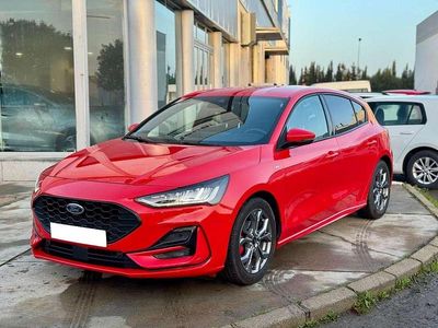Usado Ford Focus ST-Line 125 CV (91 kW) 2023 Rojo Utilitario