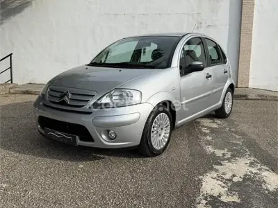 Usado Citroën C3 70 CV (51 kW) 2007 Gris / plata Berlina