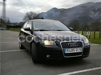 Usado Audi A3 Ambiente 102 CV (75 kW) 2007 Negro Utilitario