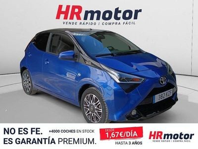 Usado Toyota Aygo X-play 72 CV (52 kW) 2019 Azul Utilitario