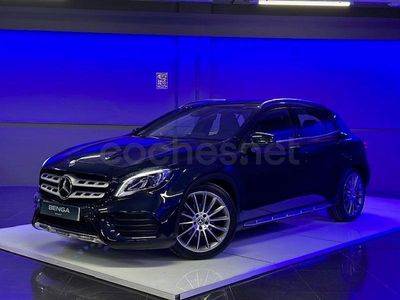 Usado Mercedes GLA200 136 HP (100 kW) 2018 Azul SUV