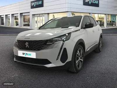 Usado Peugeot 3008 Allure 130 CV (95 kW) 2024 Blanco SUV
