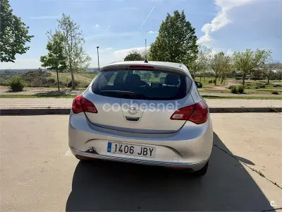 Używany Opel Astra Selective 110 KM (80 kW) 2015 Szary Sedan/Limuzyna