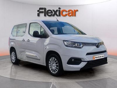 Usado Toyota Proace City City 102 CV (75 kW) 2024 Blanco Monovolumen